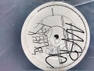 URBAN GHETTO YOUTHS/RUN AWAY MENGISTU-KEETY ROOTS. DIGI ROOTS KILLER