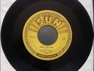 JOHNNY CASH,TRAIN OF LOVE,SUN 258,BACKED BY THERE YOU GO,1958, Cond'l FREE SHIP
