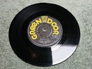 CORNELL CAMPBELL give me love GREEN DOOR 7-inch GD 4057