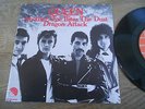 QUEEN ANOTHER ONE BITES THE DUST/DRAGON ATTACK 1980 NCB VINYL SINGLE EMI SWEDEN*