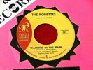 RONETTES  WALKING IN THE RAIN  HOW DOES IT FEERL  VG++ PHILLES 123   SOUL 45