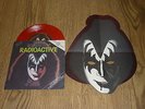KISS - GENE SIMMONS - Radioactive - UK RED VINYL 7