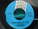 Mad Mike Garage Rocker 45 : The Sonics   Psycho   Maintaining My Cool   Jerden