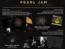 THIRD MAN RECORDS VAULT 29 -PEARL JAM LIVE LP/45/Book/Patch/Medal - OOP - New