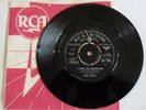 Elvis Presley -1968- A Little Less Conversation / Almost in Love - RCA 1768