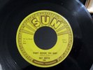 Rockabilly 45 RAY SMTH Right Behind You Baby / So Young SUN 298