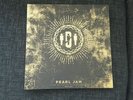 NEU VAULT 29 LP, PEARL JAM live at third man records