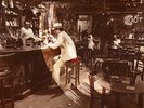 In Through The Out Door - Led Zeppelin 081227965747 (Vinyl Used Very Good)