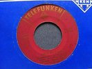 Didi Boy - Jung wie du (Love me do) / Schließ die Augen (All my loving) BEATLES