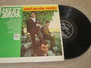 ISLEY BROTHERS - SOUL ON THE ROCKS - EXCELLENT CONDITION - LP RECORD