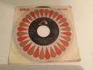 ORIGINAL 1961 THE TOKENS -THE LION SLEEPS TONIGHT/TINA-RCA 47-7954 PLAYS GREAT