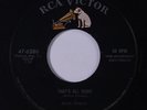 ELVIS PRESLEY: That's All Right / Blue Moon Of Kentucky 45 (hint of clear stain