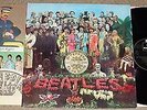 The BEATLES - Sgt Peppers Lonely Hearts Club Band - UK Vinyl LP with Insert