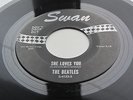 THE BEATLES ORIG 1964 USA  SWAN 45 SHE LOVES YOU  DONT DROP OUT  VIRTUE STUDIO