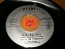VIC & THE VERSATILES - HO DE HO - BERLIN WALL    / LISTEN - DOO WOP POPCORN