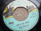? KID GUNGO on ESCORT Skinhead Reggae HOLD THE PUSSY BOSS 1969 PAMA ska LISTEN