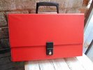 RETRO RED VINYL 32 x MUSIC CASSETTE STORAGE CARRY CASE BOX HOLDER LOCKABLE