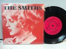 THE SMITHS - SHEILA TAKE A BOW /IS IT REALLY SO STRANGE 7