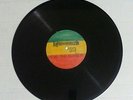 DUBPLATE/ BOB MARLEY ??, DO WHAT YOU ARE DOING, MOVE THE BARRIER + DUB(10