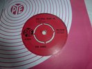 KINKS..YOU STILL WANT ME / YOU DO SOMETHING TO ME..UK1ST ISSUE PYE 7N.15636