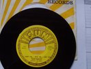 ELVIS PRESLEY MINT SUN RECORD & SUN SLEEVE HOUND DOG RECORDED JULY 9, 1956