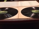 The Beatles Apple SWBO 101 White Album w/ Song Sheet + Pictures  - Nice