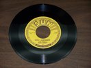 45 VINYL RECORD, ELVIS PRESLEY YOU'RE A HEARTBREAKER MILKCOW BLUES BOOGIE SUN215