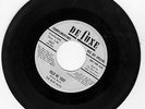 THE BLUE DOTS, Eunice Davis ?– HOLD ME TIGHT / LET ME KNOW TONIGHT  - 45 RPM