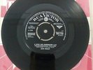 ELVIS PRESLEY A LITTLE LESS CONVERSATION / ALMOST IN LOVE - RCA 1768 (1968)