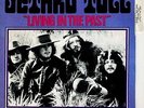 JETHRO TULL LIVING IN THE PAST 7