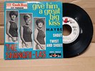 The Shangri-Las ?– Give Him A Great Big Kiss - 45T VG+/VG++ RBEV. 28007