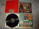 THE BEATLES-SGT.PEPPERS LONELY HEATS CLUB BAND 1967 MONO LP + CUT OUTS