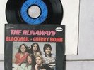 THE RUNAWAYS - CHERRY BOMB BLACKMAIL SECRETS  6253042 '7 EP KIM FOWLEY D'76 TOP
