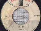 THE SHAKERS - Jornada a las Estrellas / Apache - RARE SURF GARAGE NICARAGUA 45