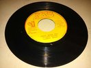 YAMMIE BOLO - POOR MAN'S CRY // VERSION / ROCKERS INTERNATIONAL