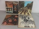 4 Beatles LP Record Albums with Rubber Soul, Revolver, Abbey Road - LOT