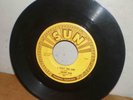 JOHNNY CASH  45 - I WALK THE LINE-SUN