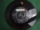 45 RPM 50s US ORIGINAL. ONLY TEENAGERS ALLOWED. JACKIE WALKER. IMPERIAL X5490