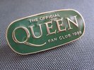 QUEEN  :  OFFICIAL QUEEN FAN CLUB - MEMBER 1998 - METAL / ENAMEL PIN BADGE