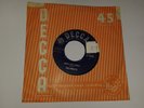 The Addicts - Here She Comes / That's My Girl- Decca F 11902 - 1964 - Hear It