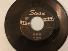 45 RECORD THE BEATLES SHE LOVES YOU B/W I'LL GET YOU 1964 SWAN S-4152-S