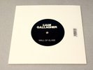 LIAM GALLAGHER Wall of Glass 7