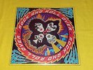 Kiss Rock and Roll over Different black & white back Near Mint LP Hard Rock PERU