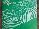 Kiss ?- Animalize korea vinyl lp 9 Trax Monochrome Cover (Green) EX / EX+ to NM-
