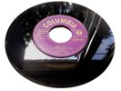 CHUCK BERRY CLASSIC 1957 SINGLE – SCHOOL DAY/ DEEP FEELING COLUMBIA DB 3951