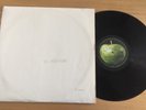 THE BEATLES....THE WHITE ALBUM... RARE UK STEREO RE-ISSUE ALBUM  PCS 7068