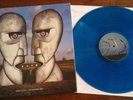 PINK FLOYD - THE DIVISION BELL LP --RARE LABEL BLUE VINYL + LYRIC INNER