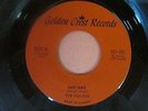CAN. 45 - THE WAILERS - MAU MAU / BEAT GUITAR - GOLDEN CREST -- MINT