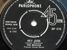 BEATLES 1968 UK Parlophone Export 45 - Hey Jude - DP 570 w/ Picture Sleeve