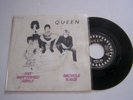 SP 2 TITRES VINYLE 45 T , QUEEN , BICYCLE RACE . VG - / VG .